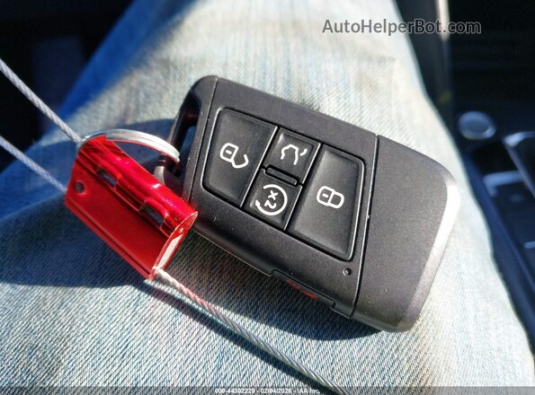 3VV2B7AX8NM147390 2022 VOLKSWAGEN TIGUAN Black Вид панелі приладів