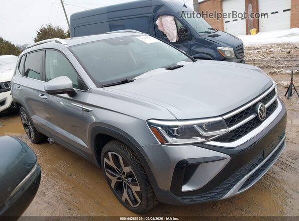 3VV2X7B22NM053395 2022 VOLKSWAGEN TAOS Gray Вид задньої частини салону