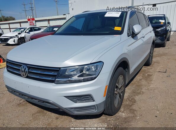 3VV3B7AX1KM055909 2019 VOLKSWAGEN TIGUAN Серый Вид спереди