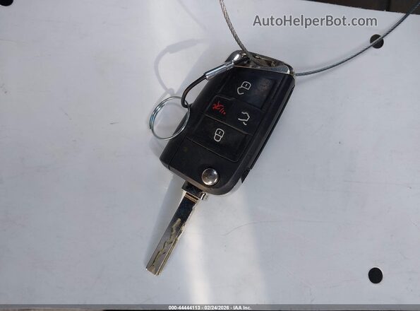 3VV3B7AX2LM061655 2020 VOLKSWAGEN TIGUAN Black Вид панелі приладів