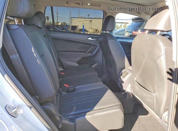 3VV3B7AX7NM015659 2022 VOLKSWAGEN TIGUAN White Вид задньої частини салону