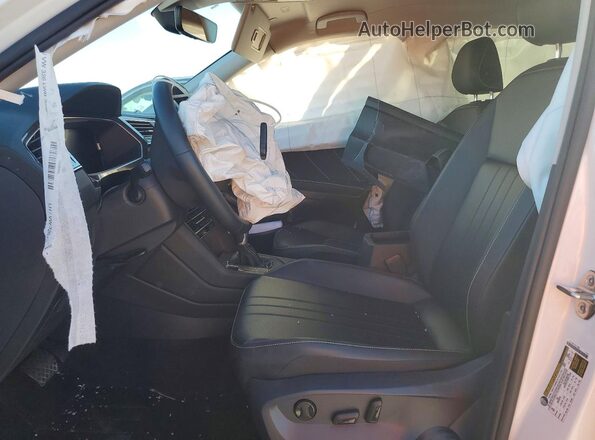 3VV3B7AX8NM094775 2022 VOLKSWAGEN TIGUAN White Սալոնի դիմացի տեսք