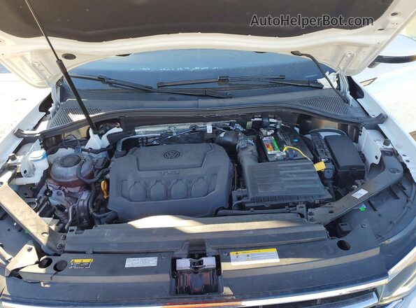 3VV3B7AX8NM094775 2022 VOLKSWAGEN TIGUAN White Շարժիչի բաժամունքի տեսք
