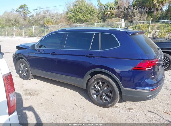 3VV3B7AX8NM176988 2022 VOLKSWAGEN TIGUAN Dark Blue 360 interior view