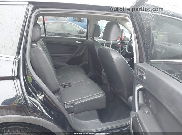 3VV3B7AXXLM064075 2020 VOLKSWAGEN TIGUAN Черный 
