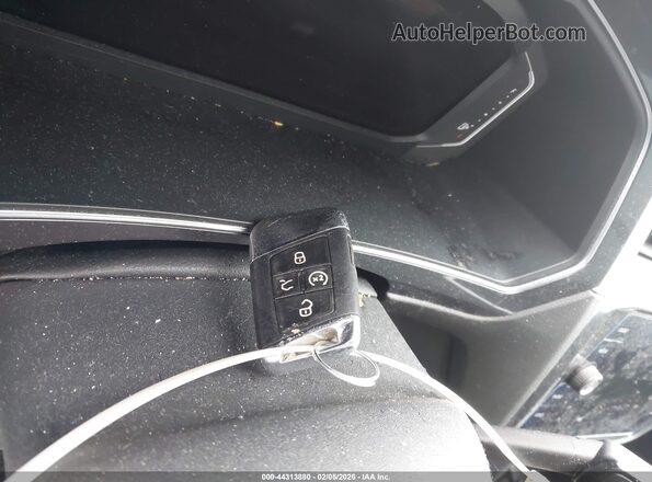 3VV3B7AXXLM064075 2020 VOLKSWAGEN TIGUAN Черный 