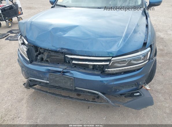 3VV4B7AX4JM012040 2018 VOLKSWAGEN TIGUAN Blue Вид спереду