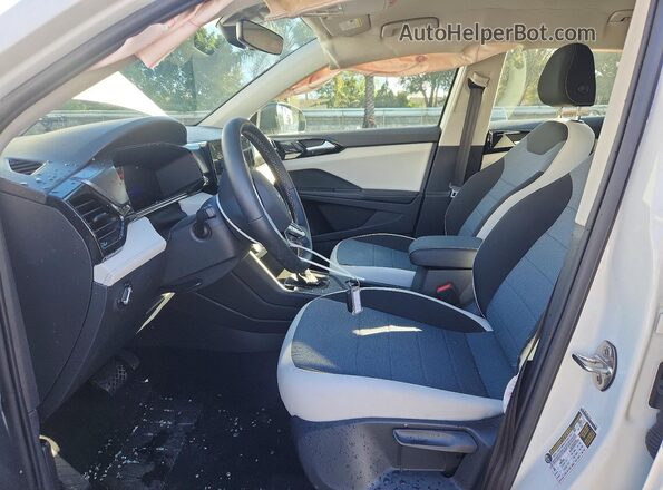 3VV5C7B22TM010441 2026 VOLKSWAGEN TAOS Белый Вид салона спереди