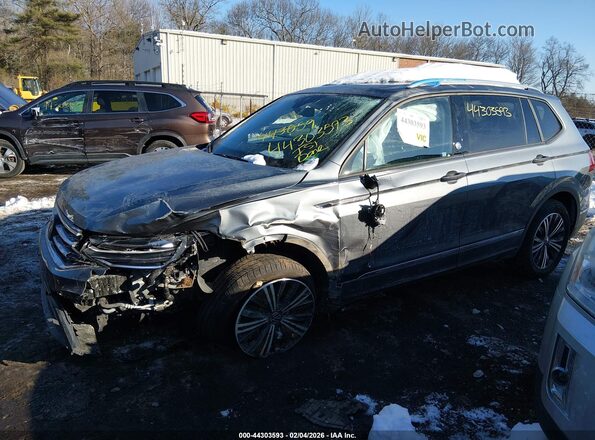 3VVAB7AX8RM225247 2024 VOLKSWAGEN TIGUAN Gray Widok z przodu