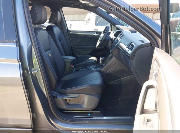 3VVCB7AX4PM118332 2023 VOLKSWAGEN TIGUAN Gray 