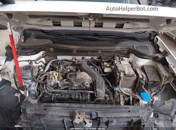 3VVEX7B27RM088355 2024 VOLKSWAGEN TAOS White უკანა ხედი