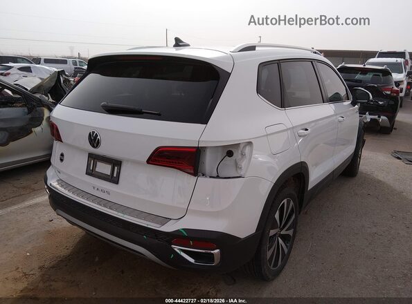 3VVEX7B27RM088355 2024 VOLKSWAGEN TAOS White უკანა მარჯვენა