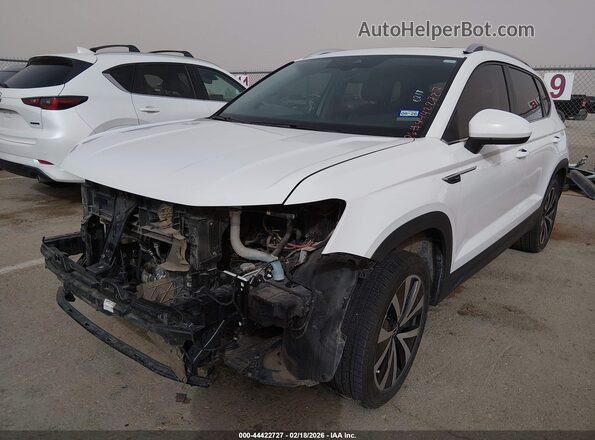 3VVEX7B27RM088355 2024 VOLKSWAGEN TAOS White წინა მარცხენა ხედი სამი მეოთხედიდან
