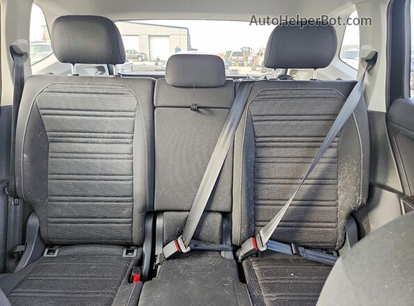 3VVFB7AX7PM114241 2023 VOLKSWAGEN TIGUAN Black Vista de los asientos traseros