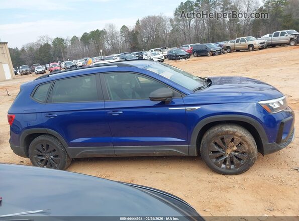 3VVMX7B27NM024080 2022 VOLKSWAGEN TAOS Blue Rear interior view