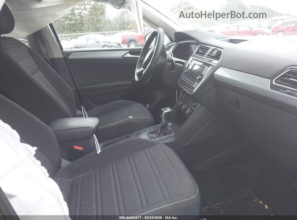 3VVRB7AX8PM068240 2023 VOLKSWAGEN TIGUAN Черный 