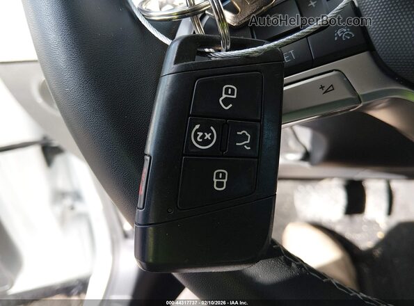 3VVSX7B24RM001630 2024 VOLKSWAGEN TAOS Белый Вид панели приборов