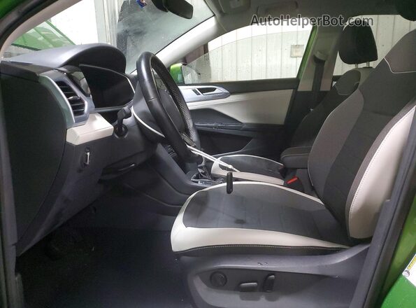 3VVVC7B28SM049503 2025 VOLKSWAGEN TAOS Green 