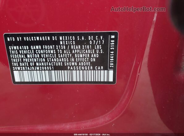 3VW2B7AJ9JM206951 2018 VOLKSWAGEN JETTA Red Widok komory silnika