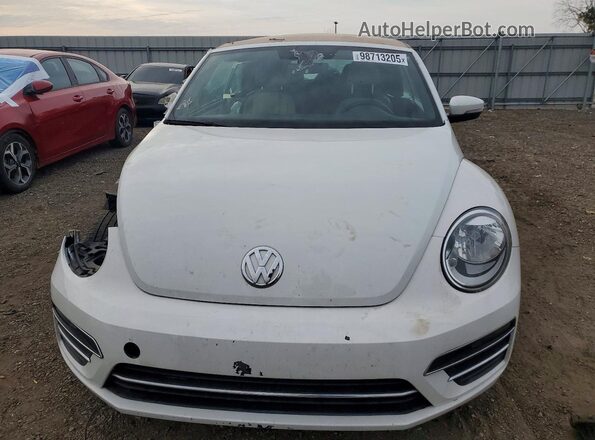3VW5DAAT0JM504472 2018 VOLKSWAGEN BEETLE White Вид спереду
