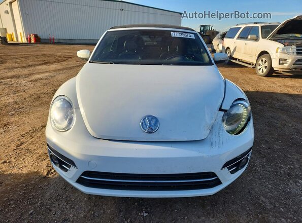 3VW5DAAT0KM502240 2019 VOLKSWAGEN BEETLE White 