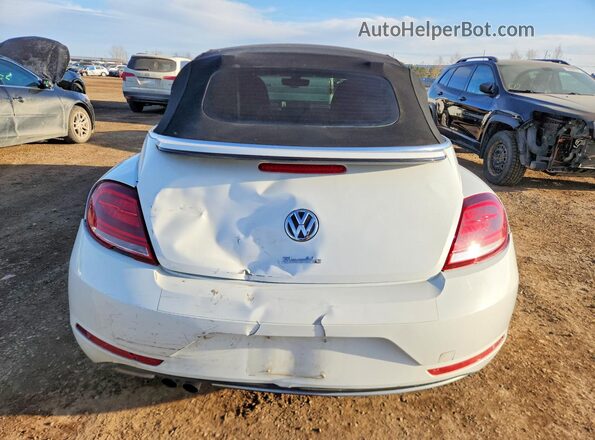 3VW5DAAT0KM502240 2019 VOLKSWAGEN BEETLE White 