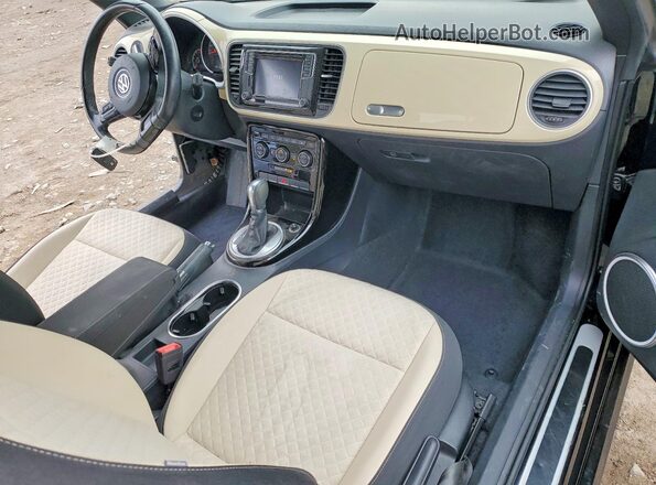 3VW5DAAT4KM510566 2019 VOLKSWAGEN BEETLE Black 