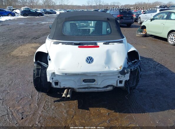 3VW5DAAT9JM512098 2018 VOLKSWAGEN BEETLE White 