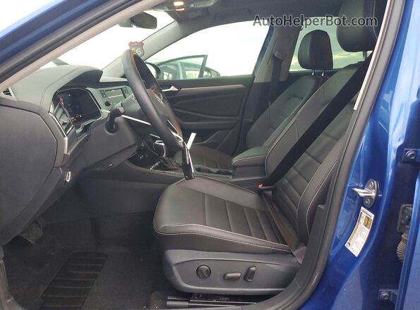 3VW7M7BU1RM040686 2024 VOLKSWAGEN JETTA Blue წინა სალონის ხედი