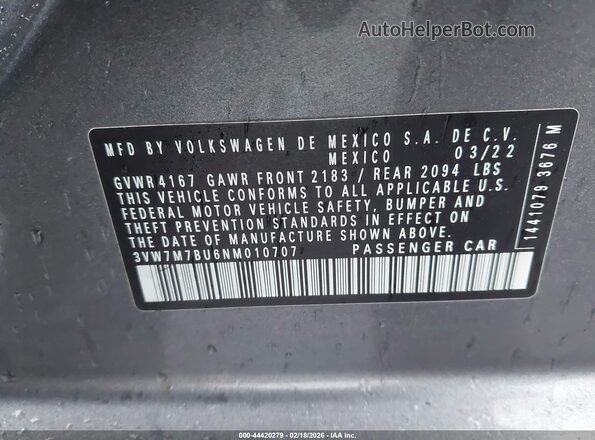 3VW7M7BU6NM010707 2022 VOLKSWAGEN JETTA Gray Вид підкапотного простору