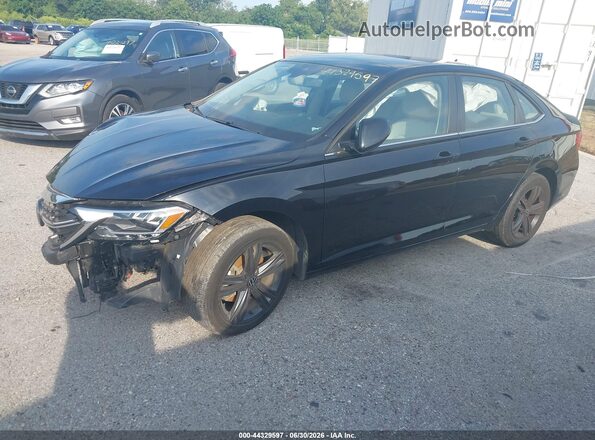 3VW7M7BU7RM071621 2024 VOLKSWAGEN JETTA Black Передня ліва чверть