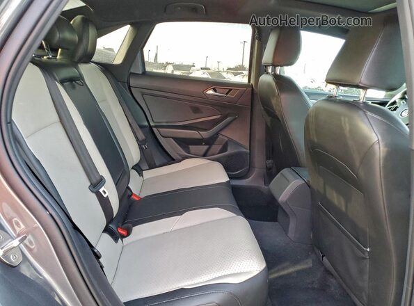3VWC57BU4KM070458 2019 VOLKSWAGEN JETTA Gray 