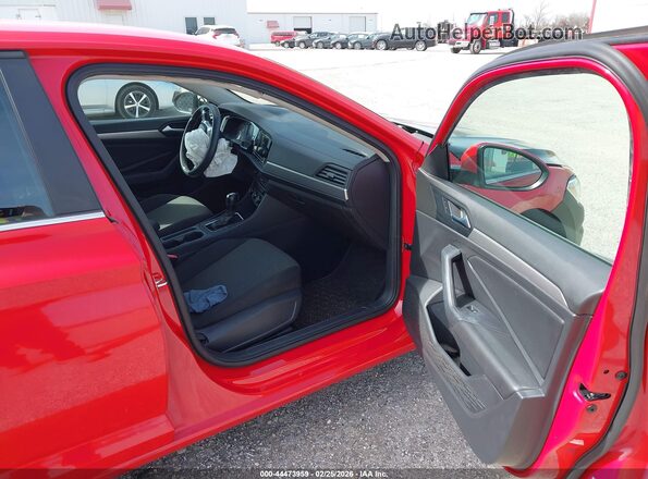 3VWCB7BU9KM169768 2019 VOLKSWAGEN JETTA Красный 
