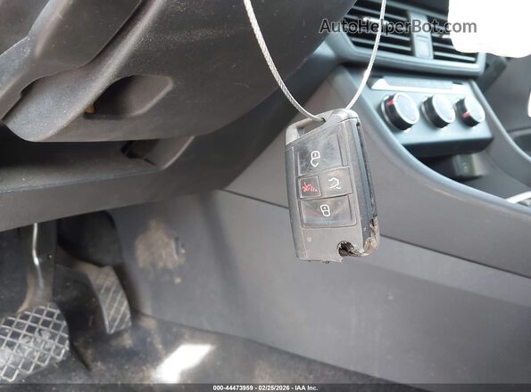 3VWCB7BU9KM169768 2019 VOLKSWAGEN JETTA Красный 