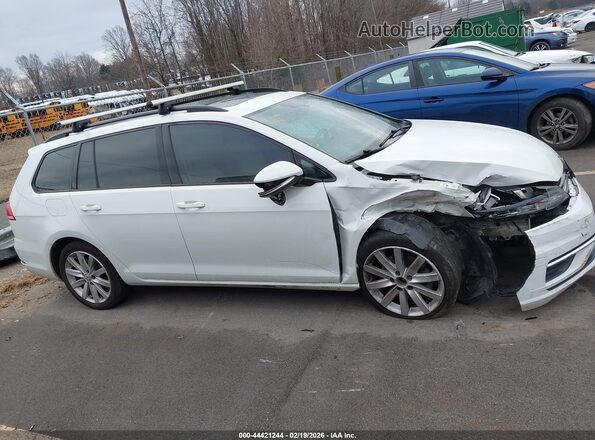3VWD17AU3JM752795 2018 VOLKSWAGEN GOLF White 