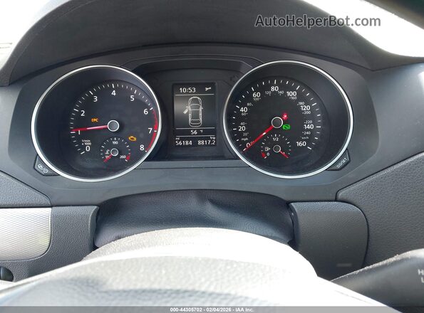 3VWDB7AJ8JM219831 2018 VOLKSWAGEN JETTA Серый Вид задних сидений