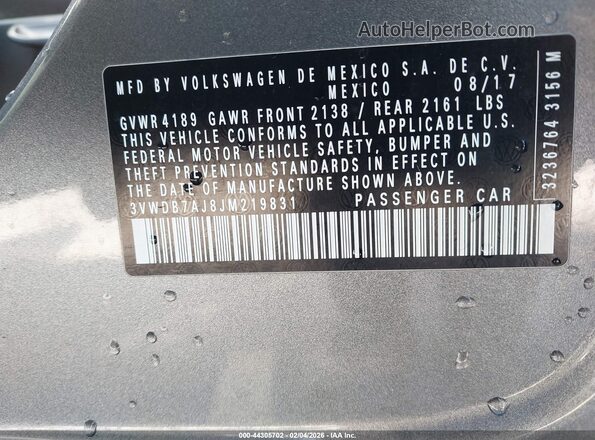 3VWDB7AJ8JM219831 2018 VOLKSWAGEN JETTA Серый Вид подкапотного пространства