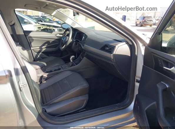 3VWEM7BU2RM035813 2024 VOLKSWAGEN JETTA Gray Vista interior delantera