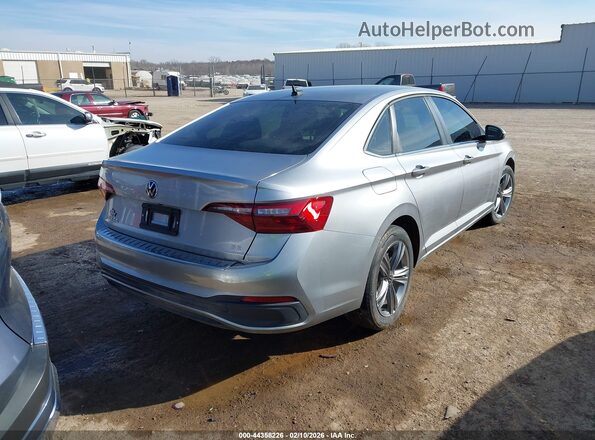 3VWEM7BU2RM035813 2024 VOLKSWAGEN JETTA Gray Trasero derecho