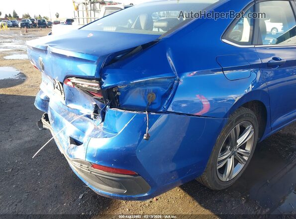 3VWEM7BU5RM048667 2024 VOLKSWAGEN JETTA Blue 