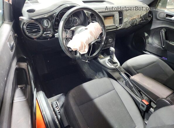 3VWF17AT2GM632012 2016 VOLKSWAGEN BEETLE Orange Вид панелі приладів