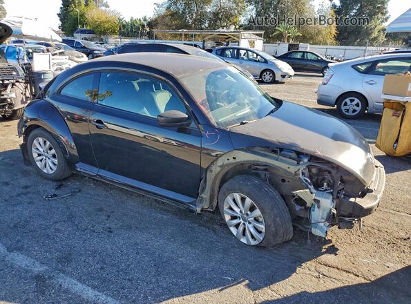 3VWF17AT9HM611515 2017 VOLKSWAGEN BEETLE Black Przód prawy