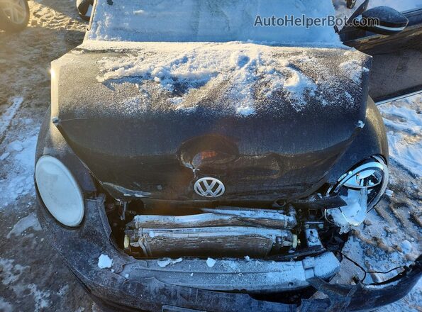 3VWFD7AT0KM706446 2019 VOLKSWAGEN BEETLE Black 