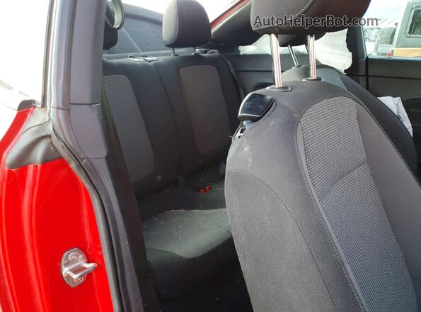 3VWFD7AT3KM719062 2019 VOLKSWAGEN BEETLE Red 