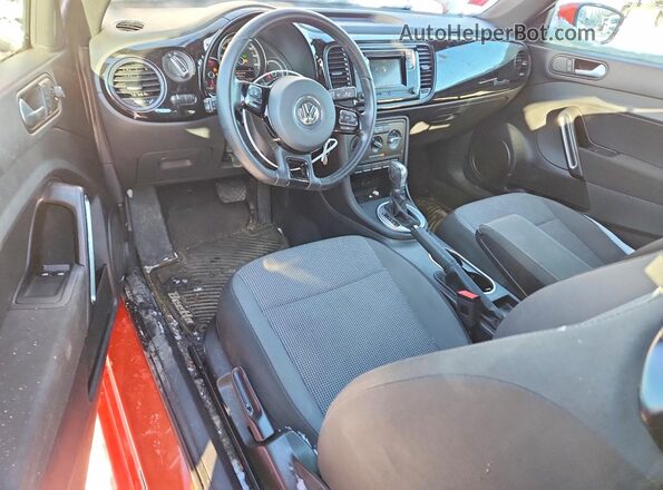 3VWFD7AT3KM719501 2019 VOLKSWAGEN BEETLE Orange Вид панелі приладів