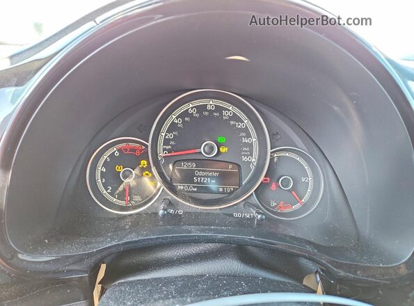 3VWFD7AT3KM719501 2019 VOLKSWAGEN BEETLE Orange Вид щитка приладів