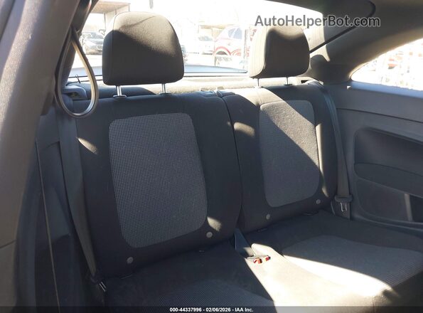 3VWFD7AT4JM709722 2018 VOLKSWAGEN BEETLE Blue VIN կոդի պիտակի տեսք