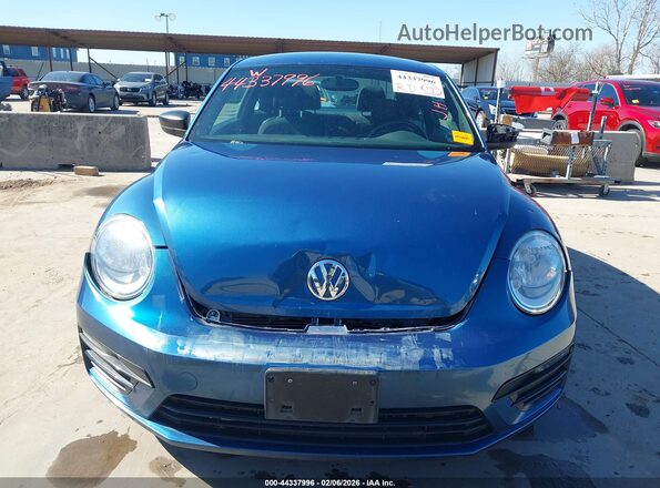 3VWFD7AT4JM709722 2018 VOLKSWAGEN BEETLE Blue Սարքավորումների վահանակի տեսք