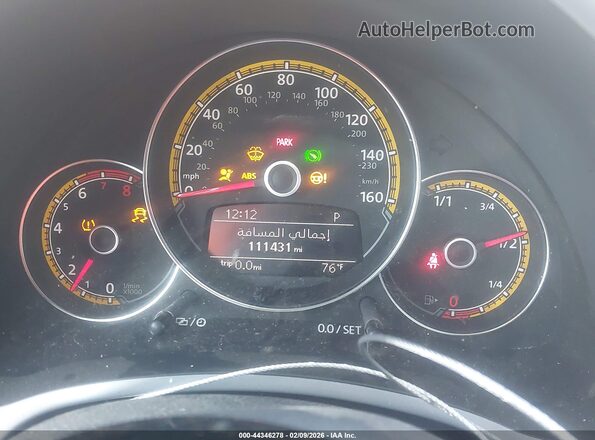 3VWS17AT1HM621065 2017 VOLKSWAGEN BEETLE Orange 
