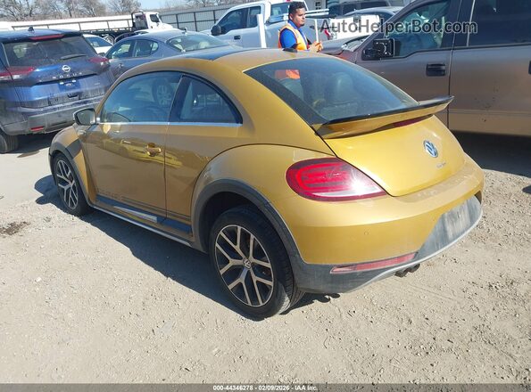 3VWS17AT1HM621065 2017 VOLKSWAGEN BEETLE Orange 